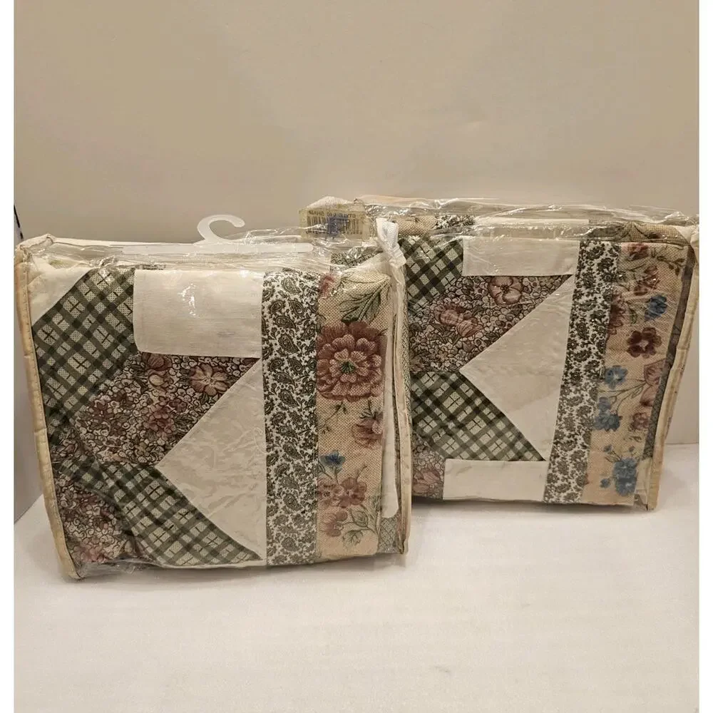 Set Of 2 Keepsake Americana Patchwork Star Pillow Shams Floral Shabby Chic NOS